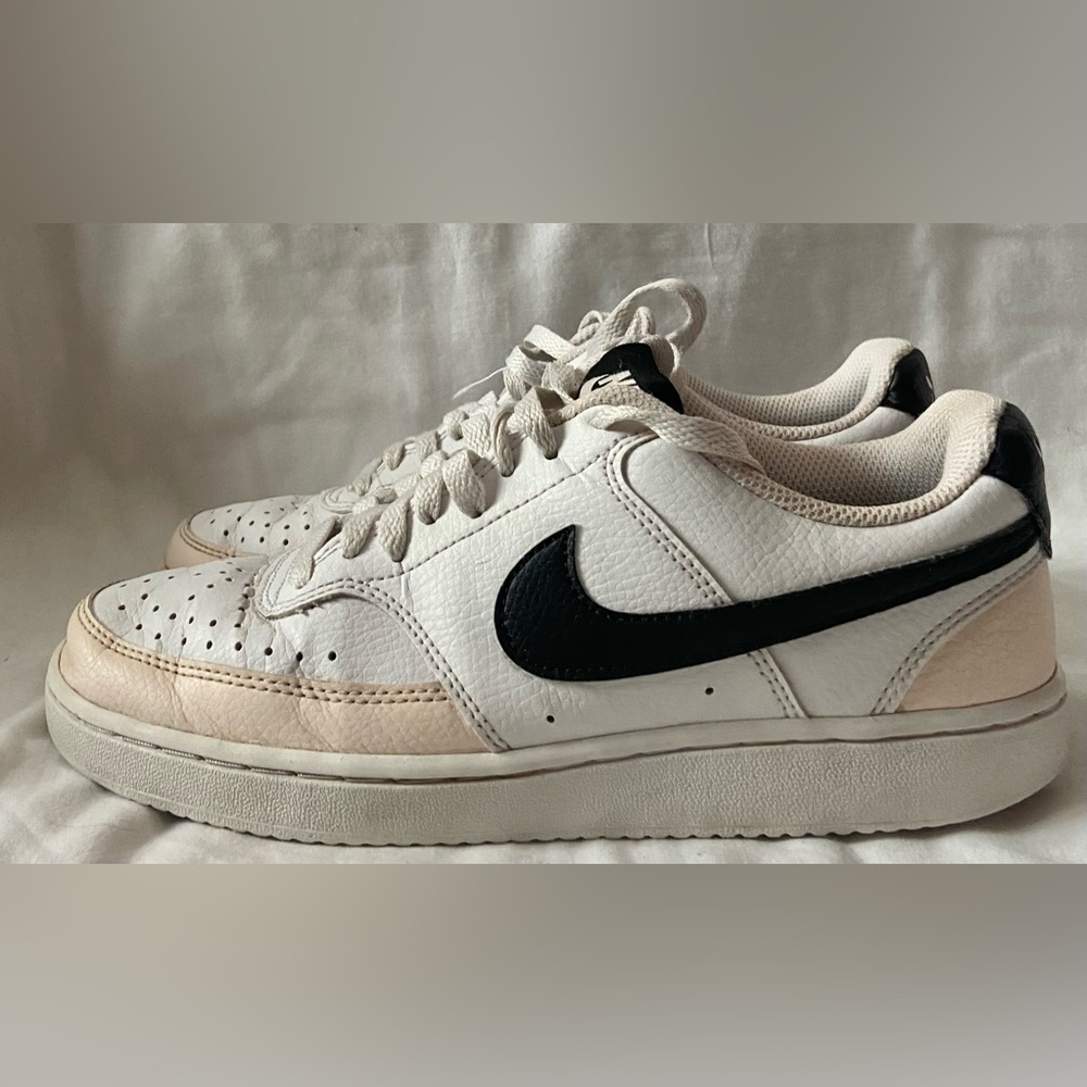 Nike Court Vision Low Womens 8 White Light Soft Pink FD0285-100 Athletic Sneaker